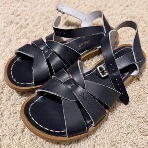 Kids 5, Womens 7 Black salt water Sandals